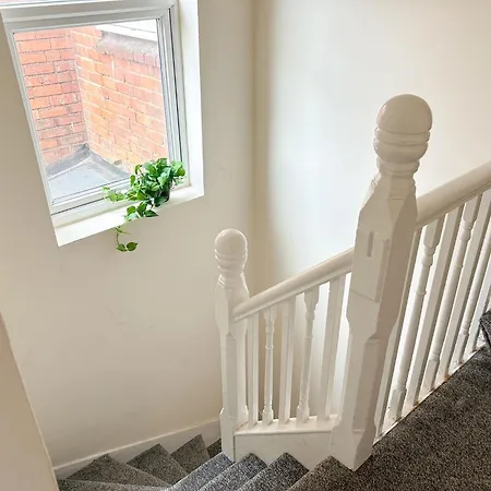 Apartamento Lovely 2-bed In Birmingam